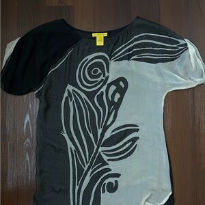 Catherine Malandrino Sheer Black & Cream Abstract Floral Short Sleeve Tunic